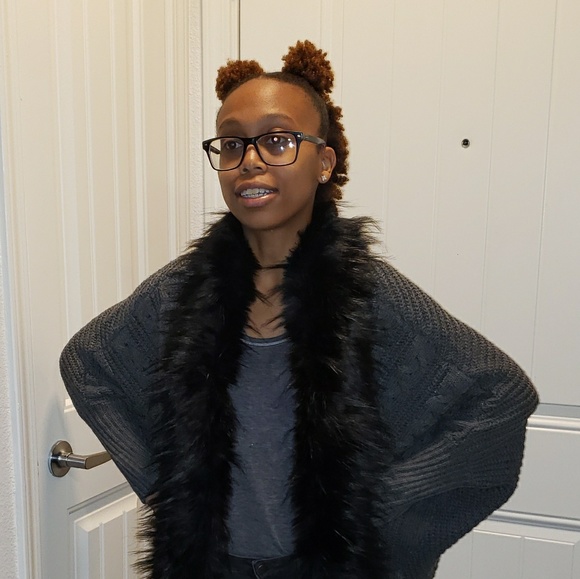 Batwing Wrapped Sweaters - Picture 7 of 8